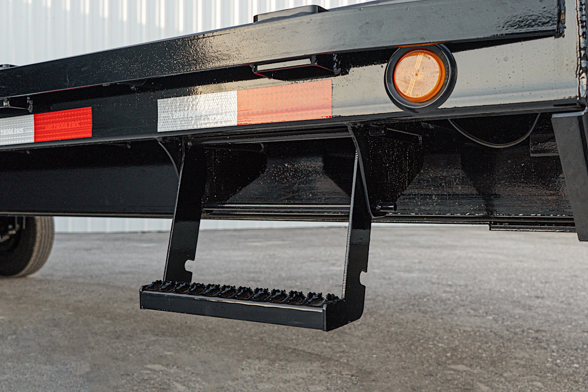 PJ Trailers 25'x102" Gooseneck Low Pro Flatbed Trailer w/ Singles (LS) - Stock #88670 - Image 17 of 27 PJ Trailers 25'x102" Gooseneck Low Pro Flatbed Trailer w/ Singles (LS) - Stock #88670 - Image 17 of 27