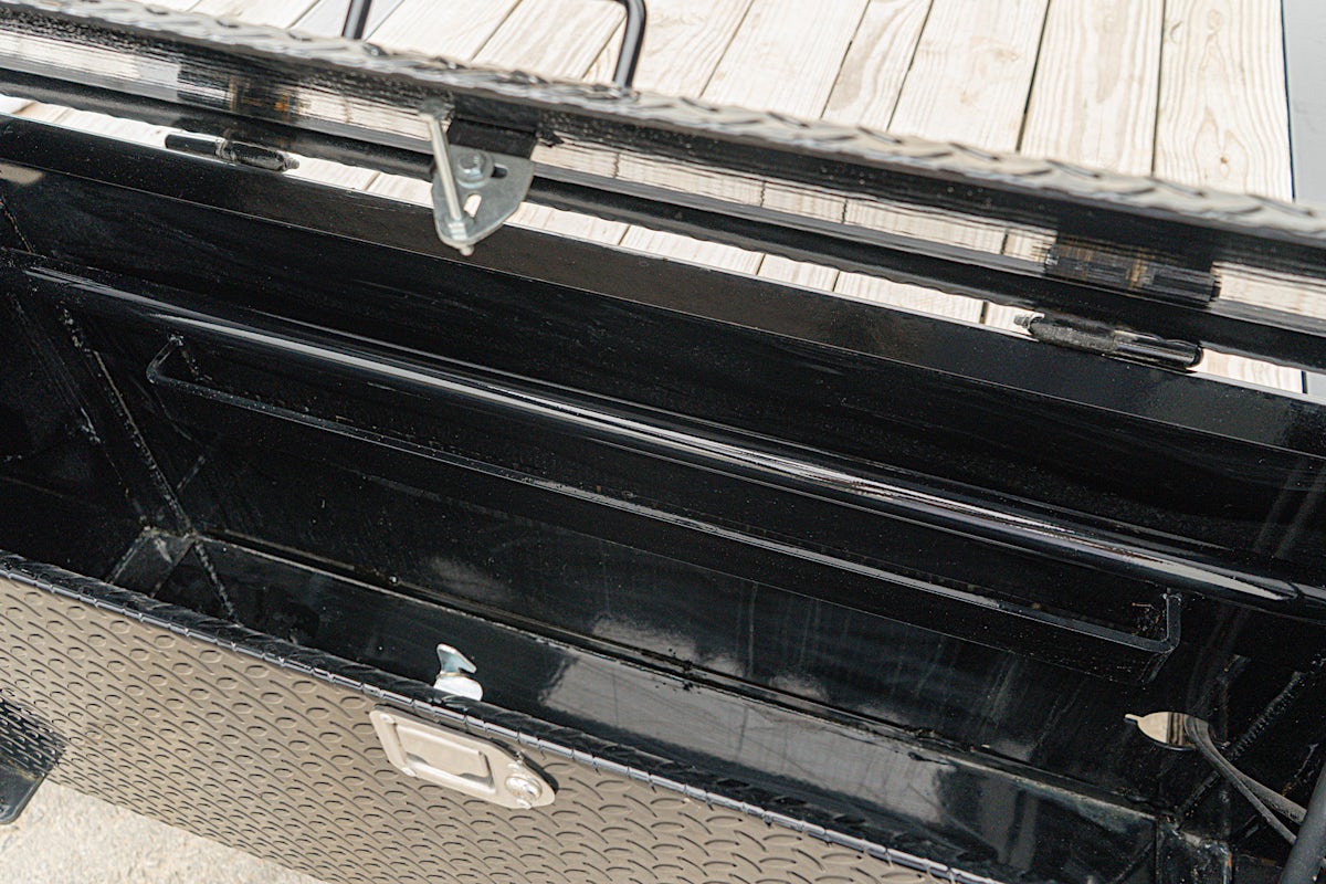 PJ Trailers 32'x102" Gooseneck Low Pro Flatbed Trailer w/ Duals (LD) - Stock #88697 - Image 15 of 28 PJ Trailers 32'x102" Gooseneck Low Pro Flatbed Trailer w/ Duals (LD) - Stock #88697 - Image 15 of 28