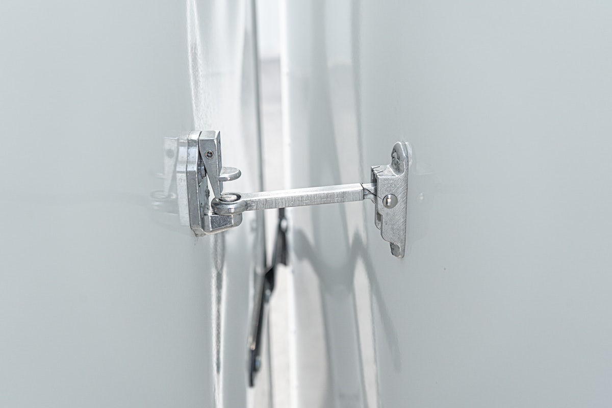 LoneStar 7.10'x24' 14k Steel Enclosed Cargo Trailer w/ Rear Barn Doors (C2) - Stock #88731 - Image 15 of 19 LoneStar 7.10'x24' 14k Steel Enclosed Cargo Trailer w/ Rear Barn Doors (C2) - Stock #88731 - Image 15 of 19