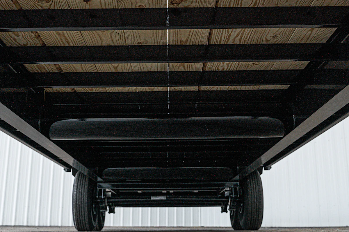 PJ Trailers 32'x102" Gooseneck Low Pro Flatbed Trailer w/ Singles (LS) - Stock #88795 - Image 7 of 16 PJ Trailers 32'x102" Gooseneck Low Pro Flatbed Trailer w/ Singles (LS) - Stock #88795 - Image 7 of 16
