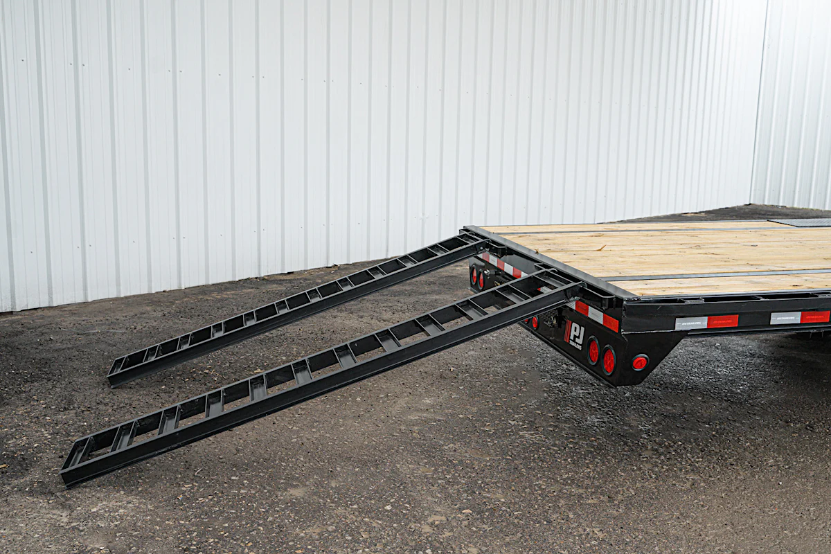 PJ Trailers 32'x102" Gooseneck Low Pro Flatbed Trailer w/ Singles (LS) - Stock #88795 - Image 12 of 16 PJ Trailers 32'x102" Gooseneck Low Pro Flatbed Trailer w/ Singles (LS) - Stock #88795 - Image 12 of 16