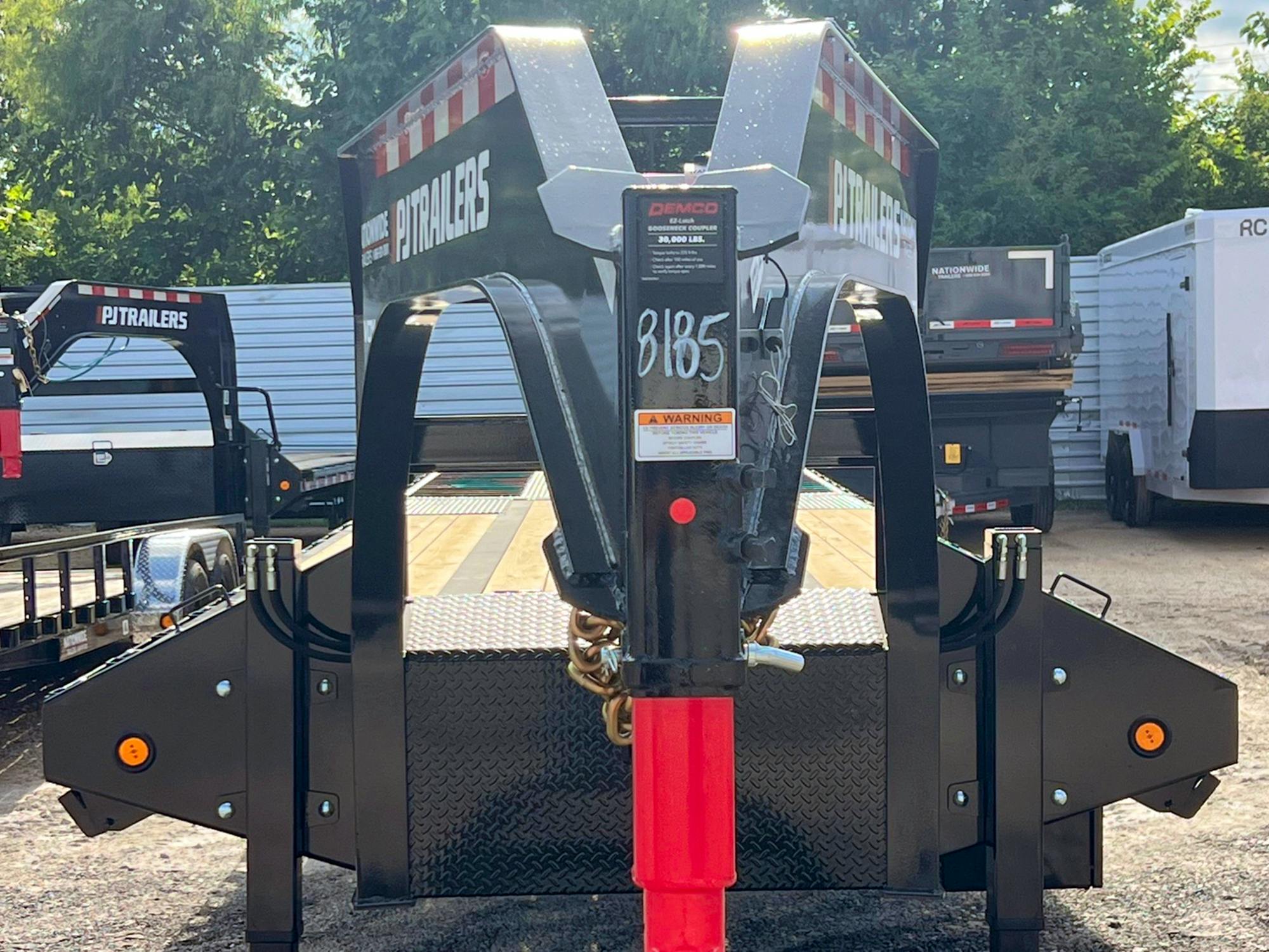 PJ Trailers 40'x102" Gooseneck Flatbed Trailer w/ Hydraulic Dovetail (LY1) - Stock #88798 - Image 2 of 6