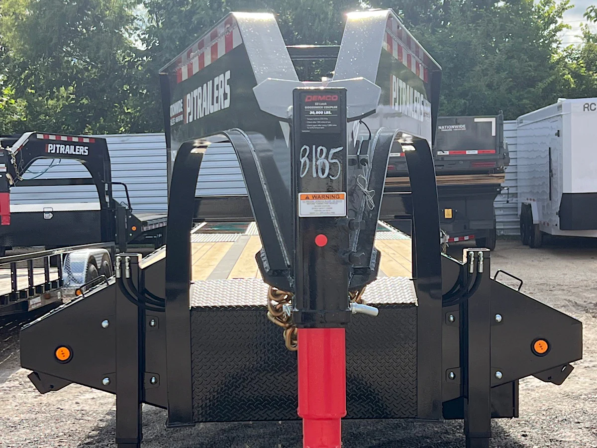 PJ Trailers 40'x102" Gooseneck Flatbed Trailer w/ Hydraulic Dovetail (LY1) - Stock #88798 - Image 2 of 6 PJ Trailers 40'x102" Gooseneck Flatbed Trailer w/ Hydraulic Dovetail (LY1) - Stock #88798 - Image 2 of 6