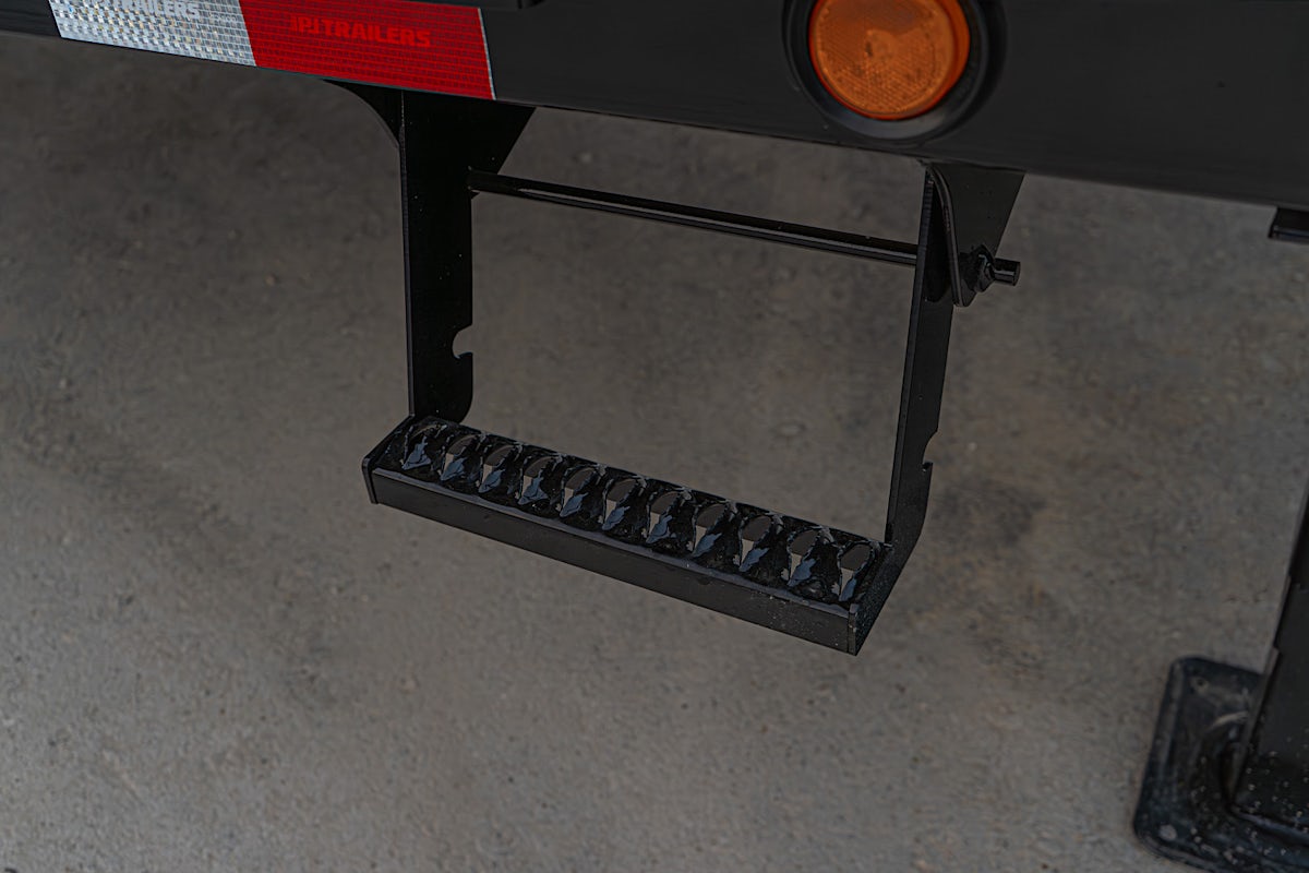 PJ Trailers 40'x102" Gooseneck Low Pro Flatbed Trailer w/ Duals (LD) - Stock #88806 - Image 11 of 20 PJ Trailers 40'x102" Gooseneck Low Pro Flatbed Trailer w/ Duals (LD) - Stock #88806 - Image 11 of 20