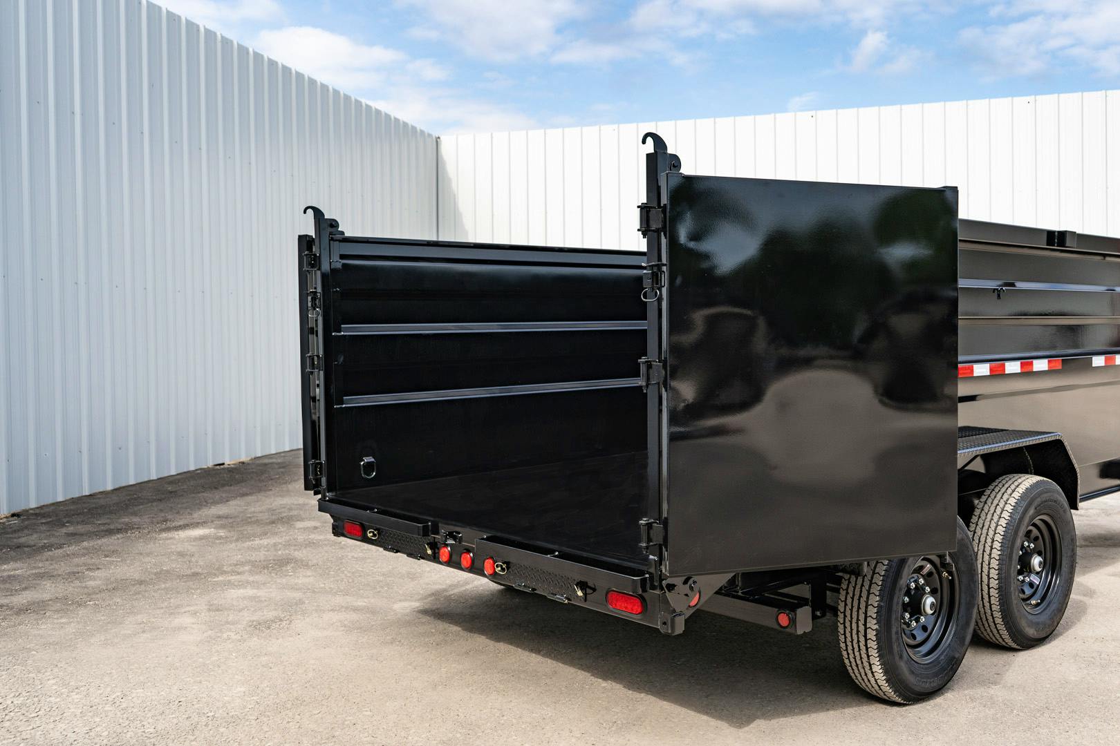 PJ Trailers 14'x83" GN Telescopic Dump Trailer w/ 4' Sides (DT) - Stock #88809 - Image 29 of 36