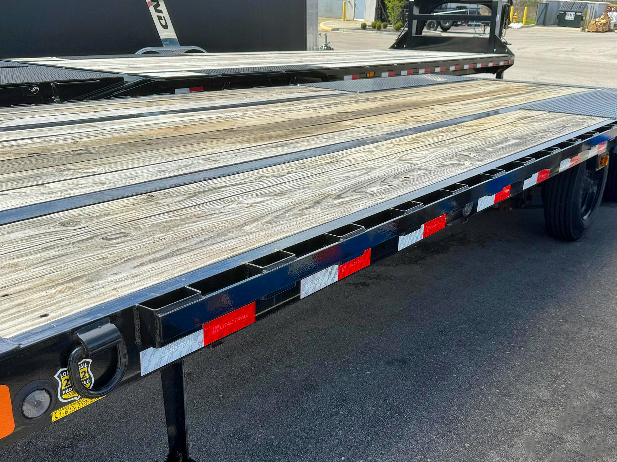 Load Trail USED 25'x102" Deckover Trailer
