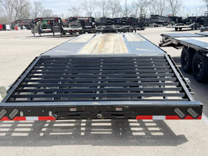 Load Trail USED 25'x102" Deckover Trailer