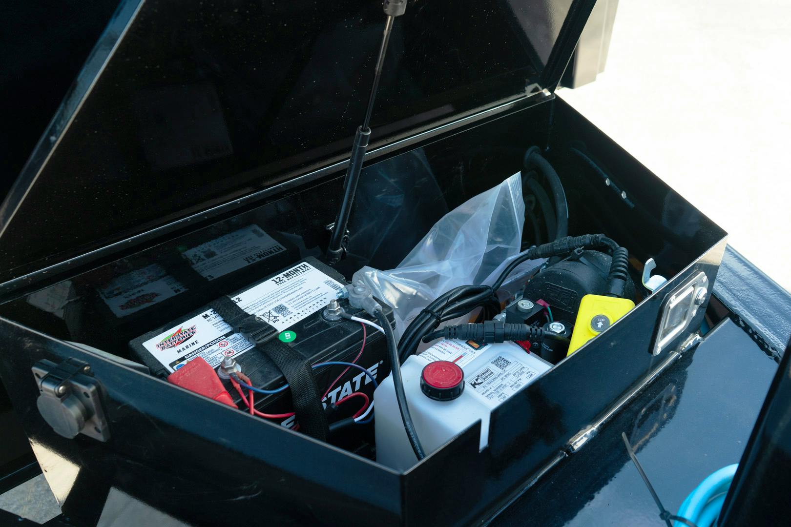 PJ Trailers 14'x83" Low Pro High Side Dump Trailer w/ 4' Sides (DM) - Stock #88842 - Image 10 of 30