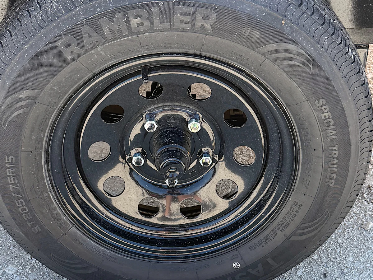 Texas Bragg 8'x60" Utility Trailer w/ 4' Gate (U1) - Stock #88904 - Image 4 of 5 Texas Bragg 8'x60" Utility Trailer w/ 4' Gate (U1) - Stock #88904 - Image 4 of 5