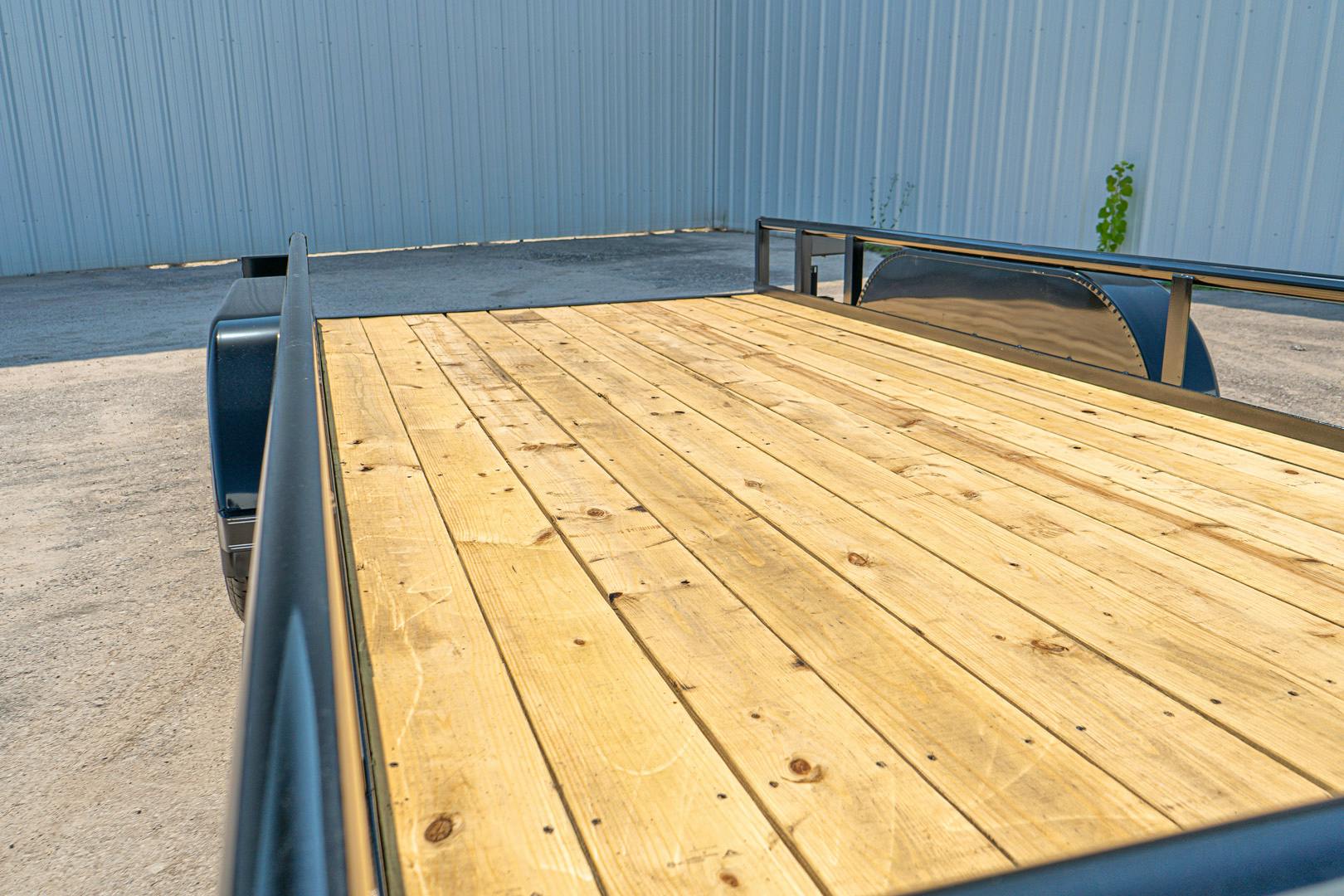 Texas Bragg 16'x83" Utility Trailer w/ Slide-In Ramps (U2) - Stock #88944 - Image 5 of 9