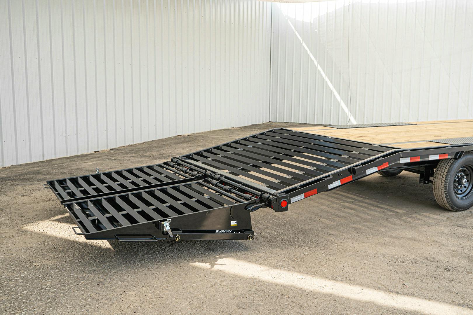 PJ Trailers 32'x102" Gooseneck Low Pro Flatbed Trailer w/ Singles (LS) - Stock #89092 - Image 12 of 16