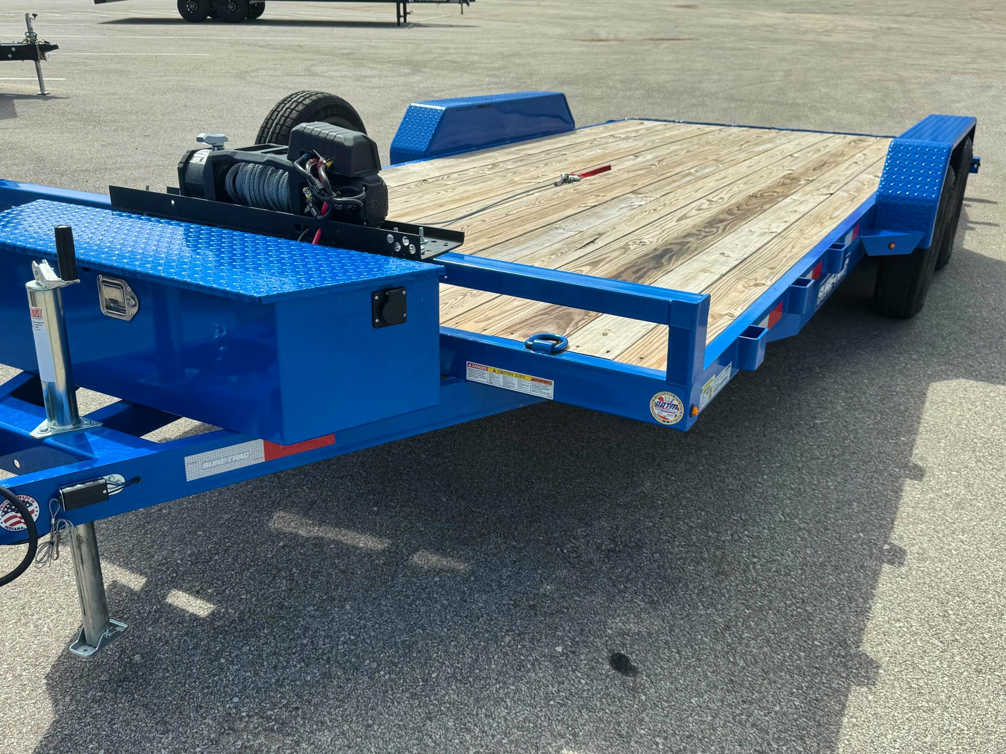 Sure-Trac USED 18'x83" Car Hauler w/ 2ft Dovetail - Stock #89161 - Image 1 of 3