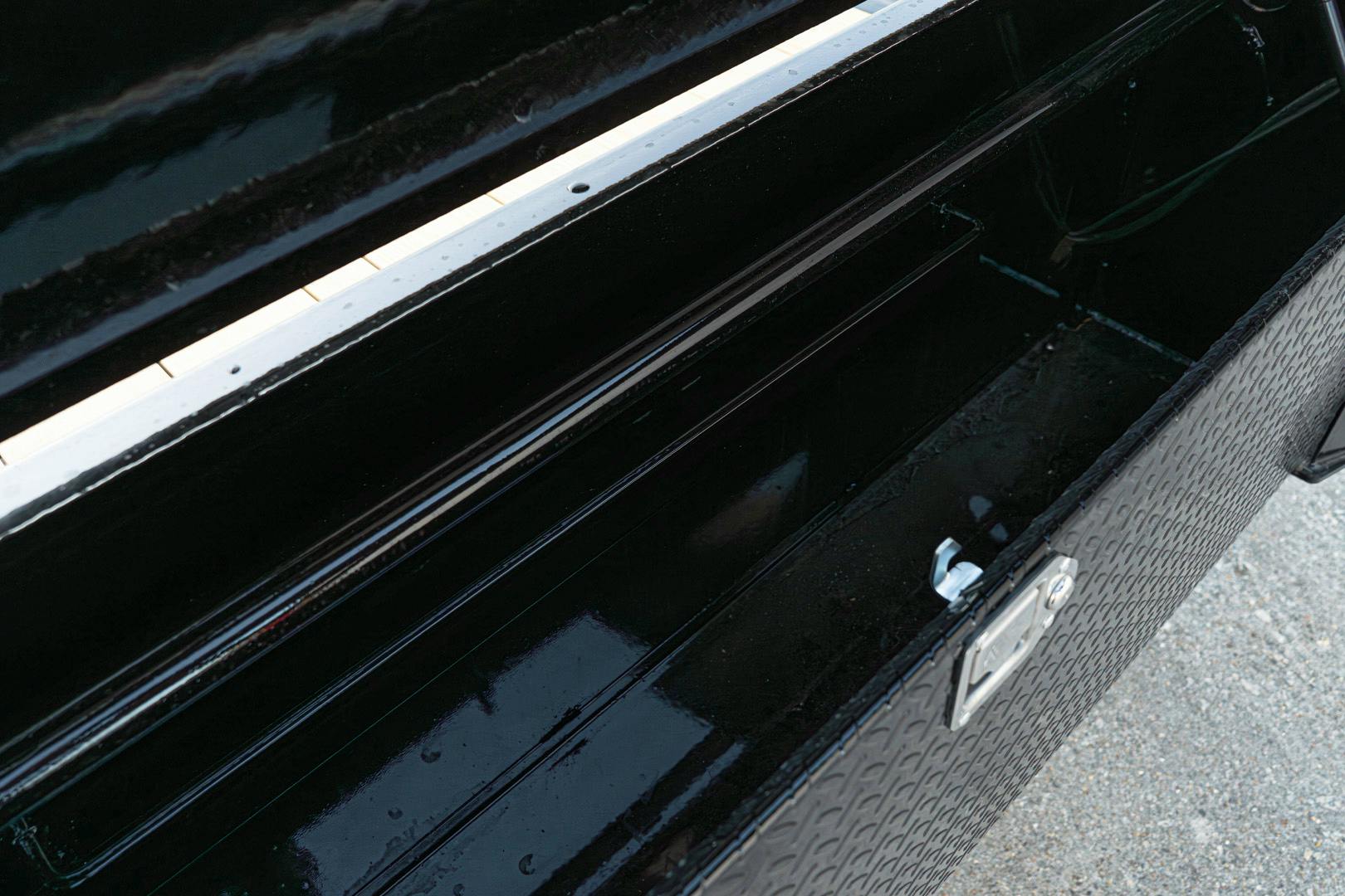 PJ Trailers 40'x102" 18k Gooseneck Flatbed Trailer w/ Singles (LX) - Stock #89254 - Image 15 of 27