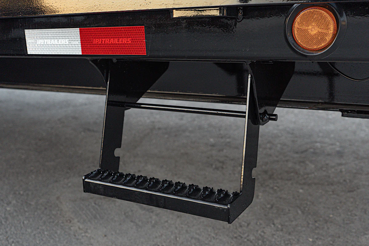 PJ Trailers 40'x102" 18k Gooseneck Flatbed Trailer w/ Singles (LX) - Stock #89254 - Image 17 of 27 PJ Trailers 40'x102" 18k Gooseneck Flatbed Trailer w/ Singles (LX) - Stock #89254 - Image 17 of 27