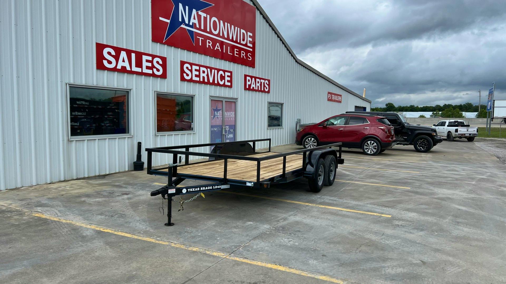 Texas Bragg 16'x77" Square Tube Top Utility Trailer