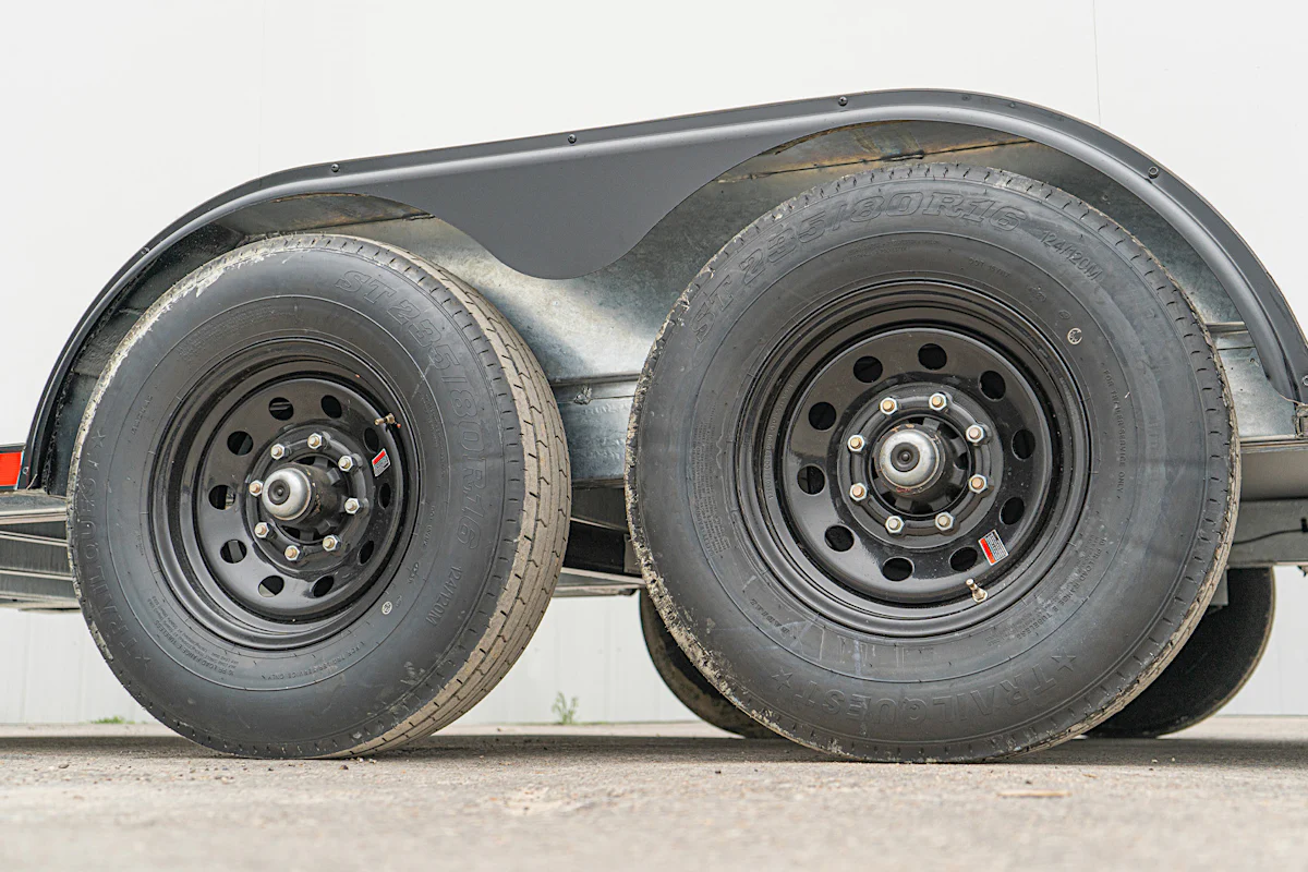 CellTech 8.5'x24' All-Steel Enclosed Cargo Trailer w/ Rear Ramp Door (C2) - Stock #89260 - Image 8 of 19 CellTech 8.5'x24' All-Steel Enclosed Cargo Trailer w/ Rear Ramp Door (C2) - Stock #89260 - Image 8 of 19