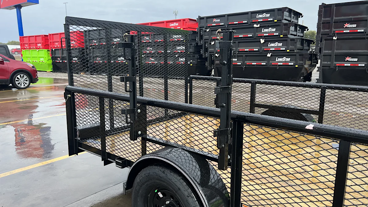 Texas Bragg 12'x77" Landscape Trailer w/ 2' Sides & 4' Gate (L1) - Stock #89271 - Image 4 of 7 Texas Bragg 12'x77" Landscape Trailer w/ 2' Sides & 4' Gate (L1) - Stock #89271 - Image 4 of 7