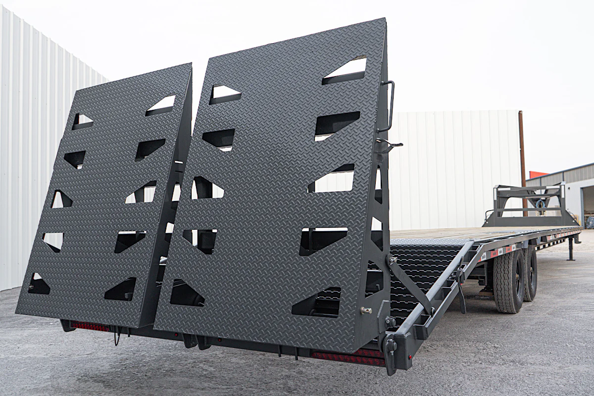 ARC Trailers 40x102" Gooseneck Straight Deck with Slide in Ramps - Stock #89293 - Image 8 of 9 ARC Trailers 40x102" Gooseneck Straight Deck with Slide in Ramps - Stock #89293 - Image 8 of 9