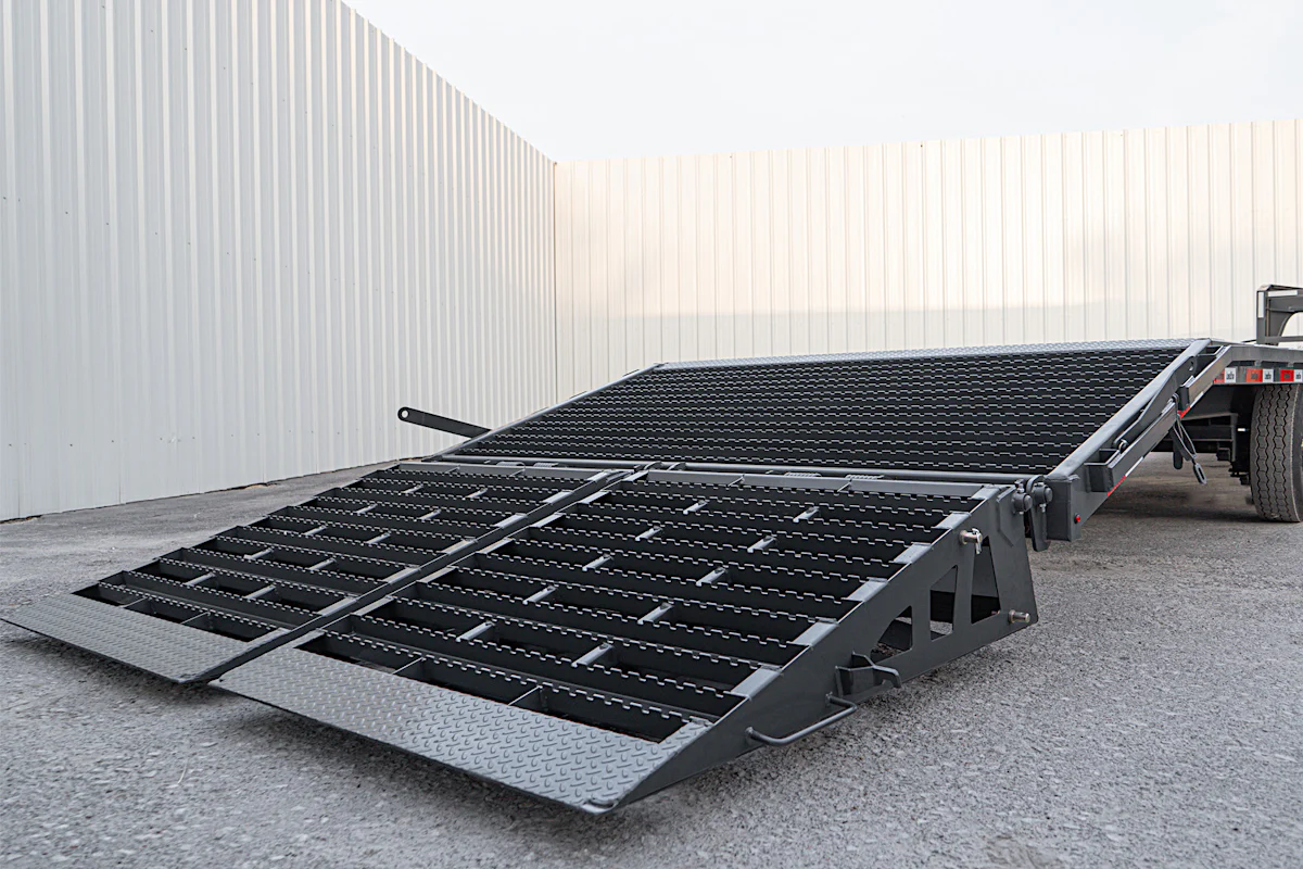 ARC Trailers 40x102" Gooseneck Straight Deck with Slide in Ramps - Stock #89293 - Image 9 of 9 ARC Trailers 40x102" Gooseneck Straight Deck with Slide in Ramps - Stock #89293 - Image 9 of 9