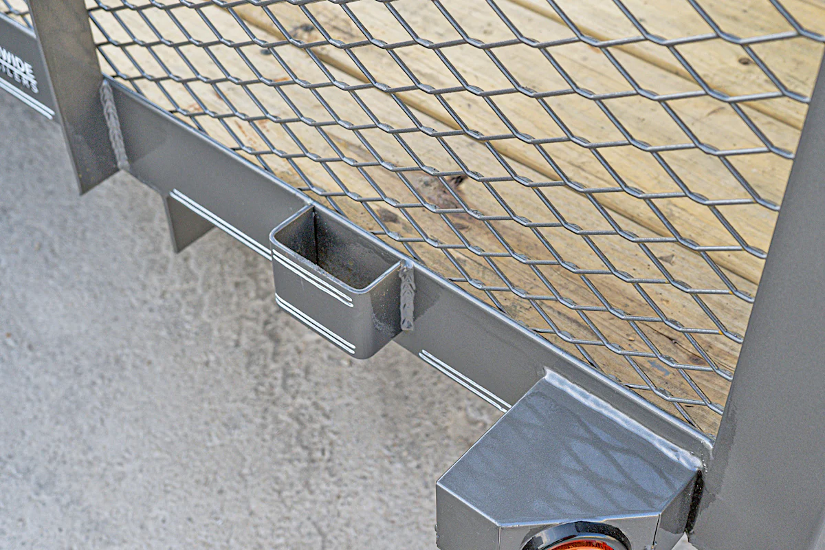 Texas Bragg 16'x83" Landscape Trailer w/ 4' Sides & 4' Gate (L2) - Stock #89405 - Image 8 of 16 Texas Bragg 16'x83" Landscape Trailer w/ 4' Sides & 4' Gate (L2) - Stock #89405 - Image 8 of 16