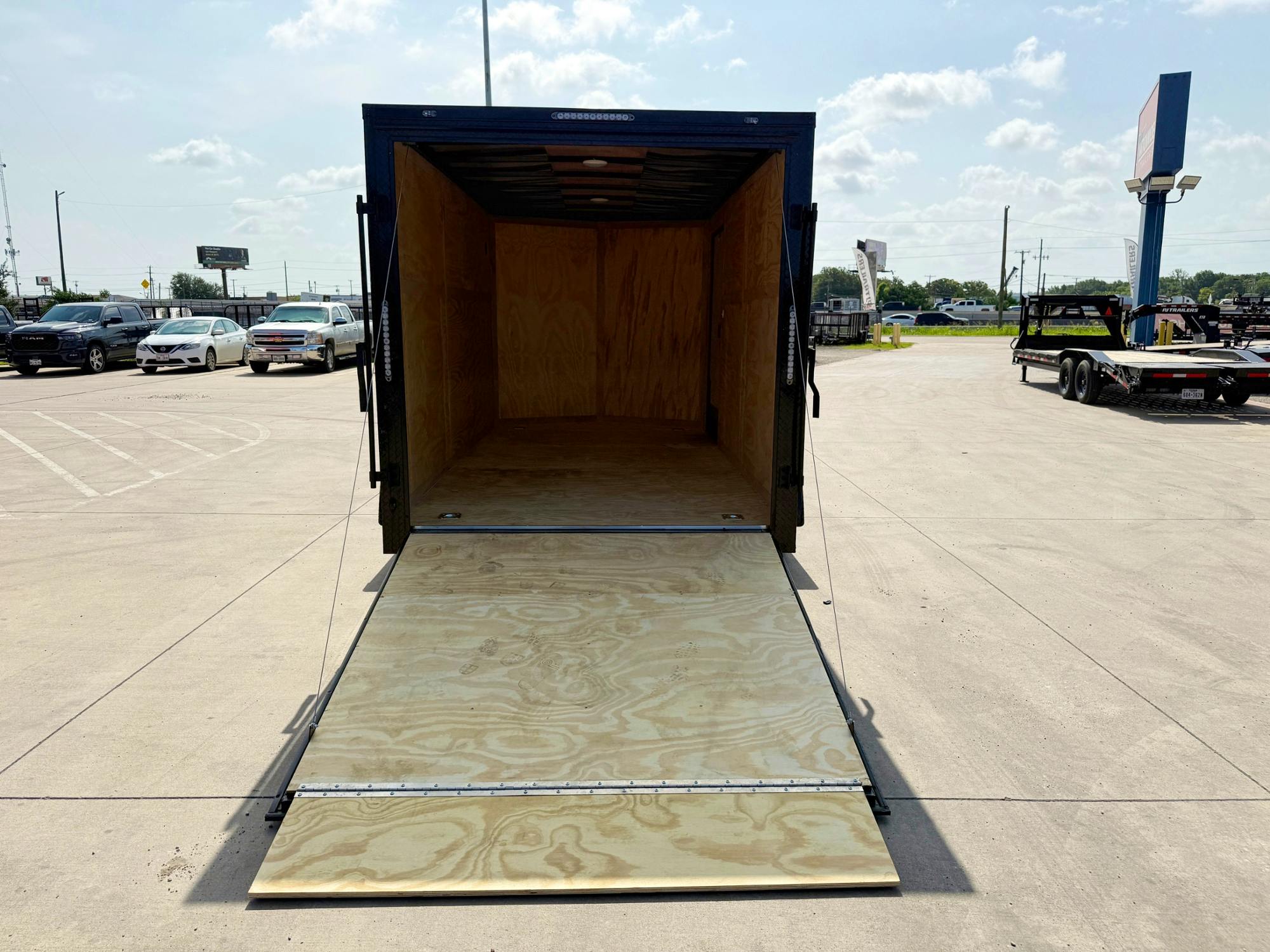 Continental Cargo 7'x14' Enclosed Cargo Trailer w/ Rear Ramp Door (V-series) - Stock #89443 - Image 10 of 10