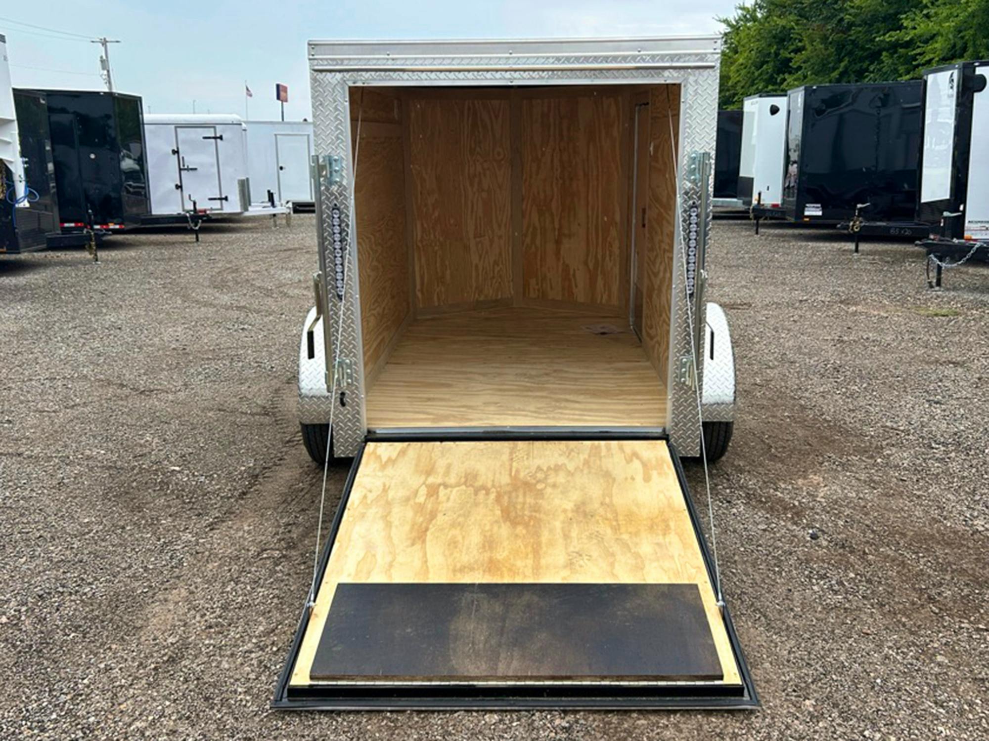 Cargo Mate E-Series 5' × 8' Enclosed Cargo Trailer