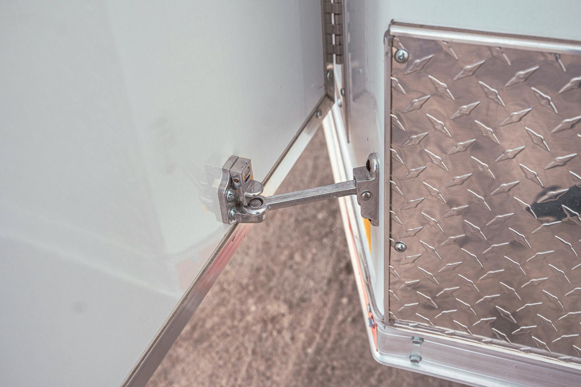 CellTech 8.5'x20' All-Steel Enclosed Cargo Trailer w/ Rear Ramp Door (C2) - Stock #89537 - Image 10 of 35