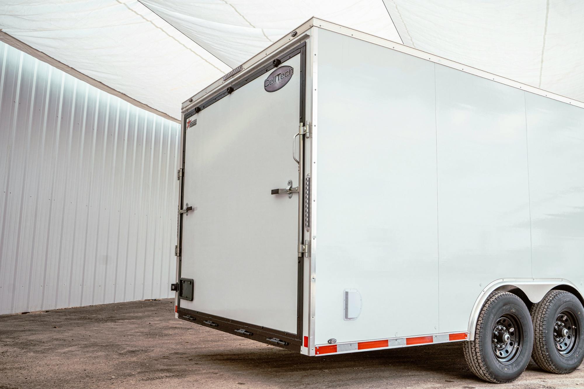 CellTech 8.5'x20' All-Steel Enclosed Cargo Trailer w/ Rear Ramp Door (C2) - Stock #89537 - Image 17 of 35
