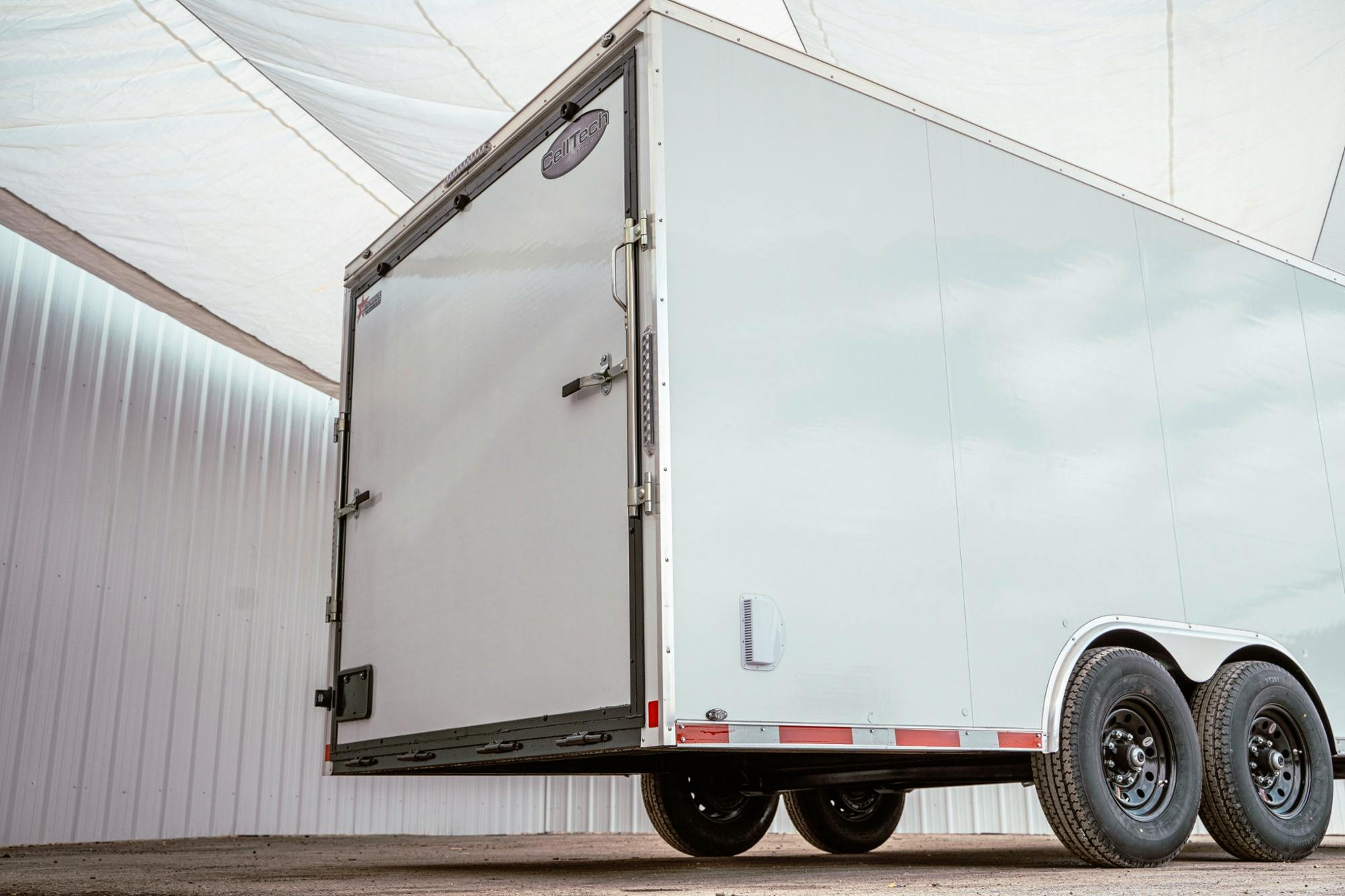CellTech 8.5'x20' All-Steel Enclosed Cargo Trailer w/ Rear Ramp Door (C2) - Stock #89537 - Image 19 of 35