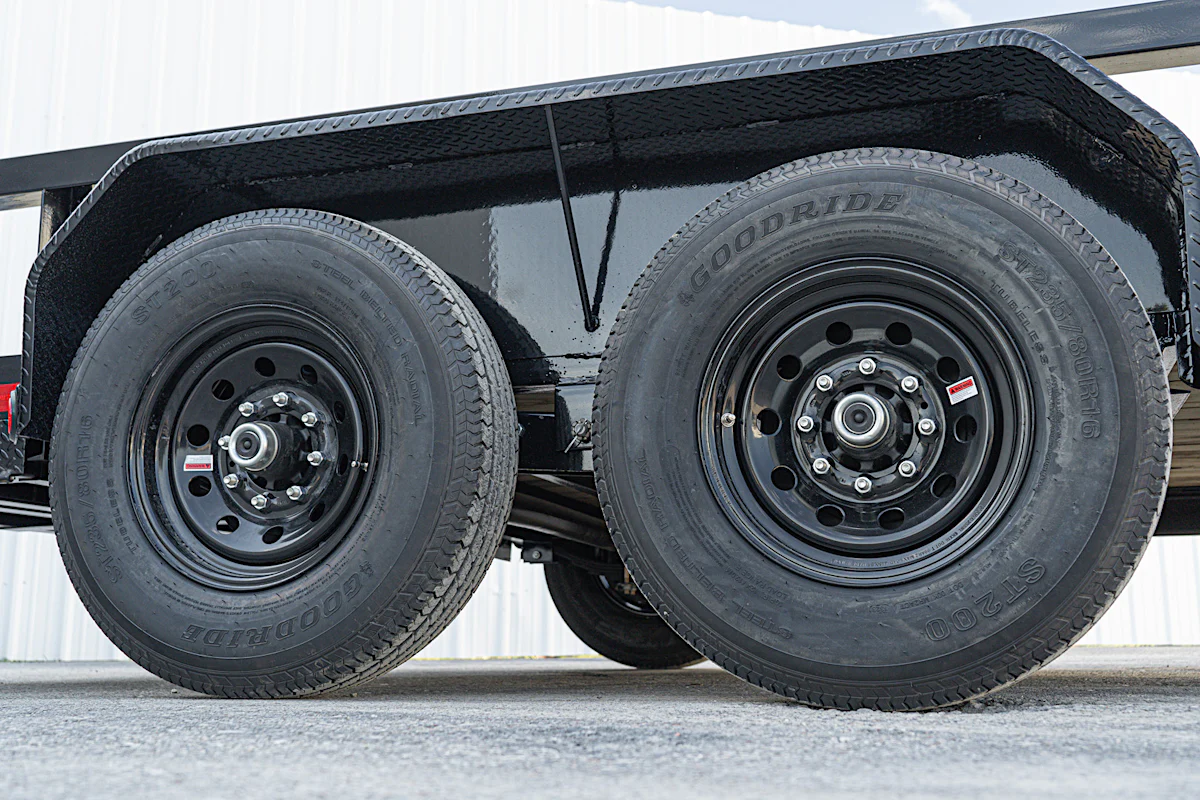 PJ Trailers 20'x83" Angle Pipetop Equipment Trailer (P8) - Stock #89547 - Image 10 of 15 PJ Trailers 20'x83" Angle Pipetop Equipment Trailer (P8) - Stock #89547 - Image 10 of 15