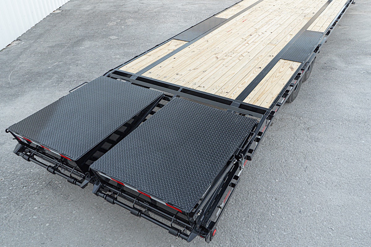 PJ Trailers 40'x102" 18k Gooseneck Flatbed Trailer w/ Singles (LX) - Stock #89577 - Image 22 of 27 PJ Trailers 40'x102" 18k Gooseneck Flatbed Trailer w/ Singles (LX) - Stock #89577 - Image 22 of 27