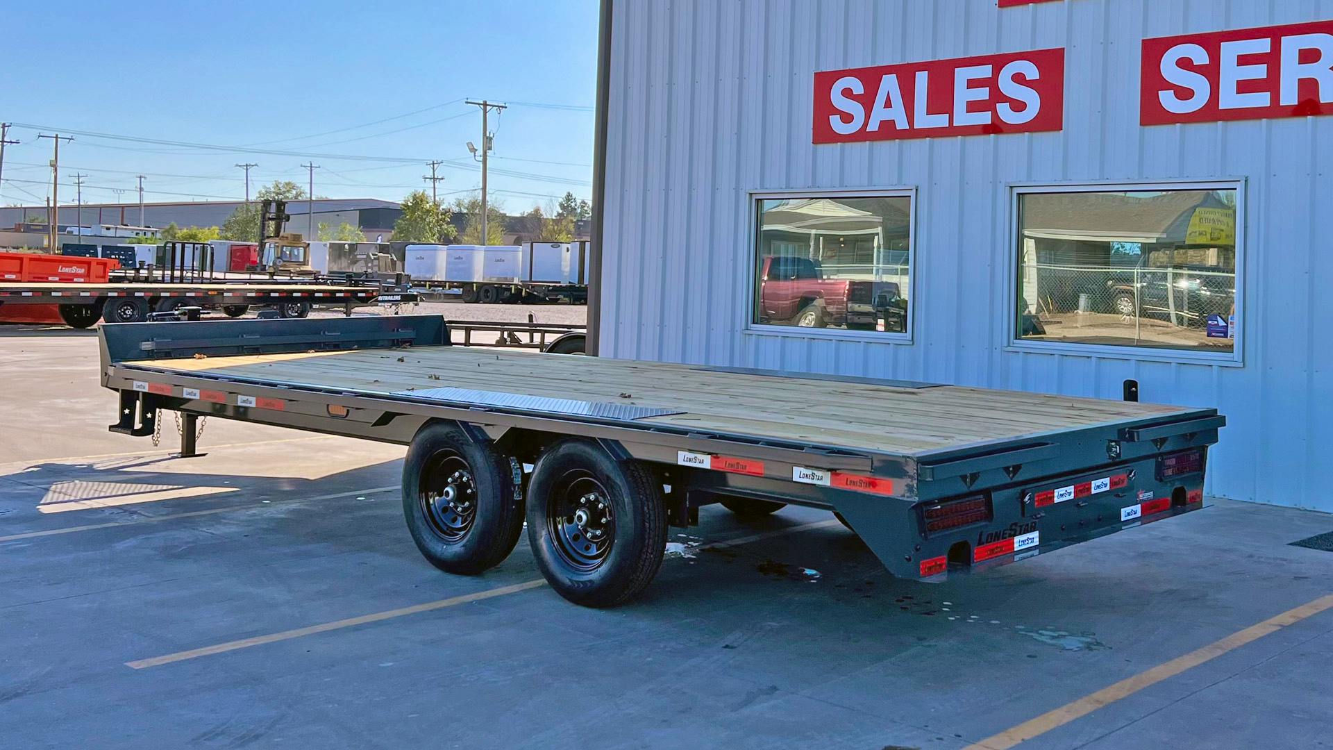 LoneStar 24'x102" 8" I-Beam Deckover Trailer - Stock #89770 - Image 5 of 6