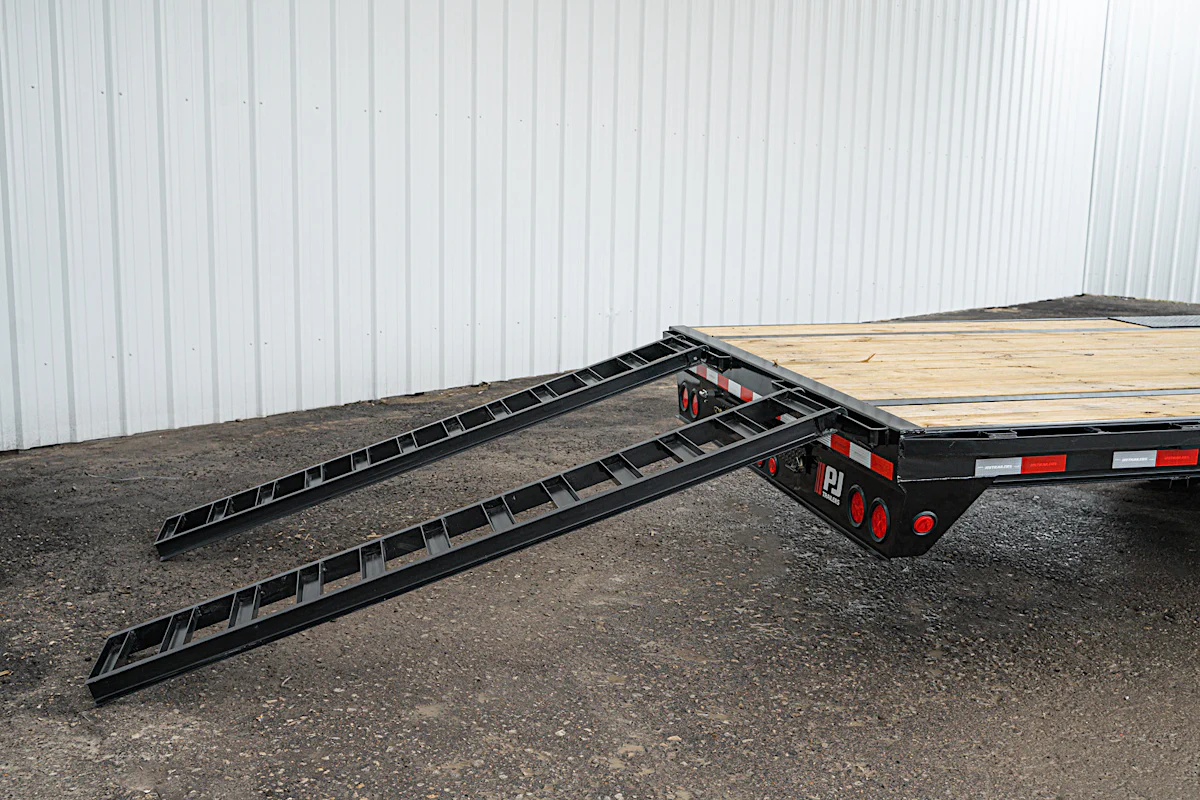 PJ Trailers 32'x102" Gooseneck Low Pro Flatbed Trailer w/ Singles (LS) - Stock #89825 - Image 12 of 16 PJ Trailers 32'x102" Gooseneck Low Pro Flatbed Trailer w/ Singles (LS) - Stock #89825 - Image 12 of 16