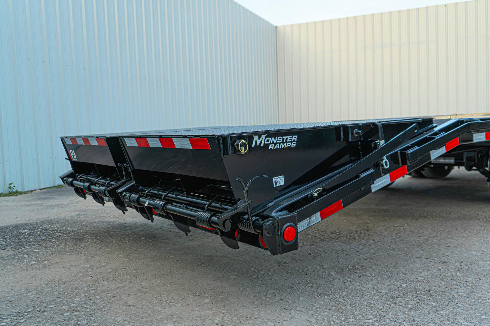 PJ Trailers 40'x102" Gooseneck Low Pro Flatbed Trailer w/ Duals (LD) - Stock #89826 - Image 20 of 20