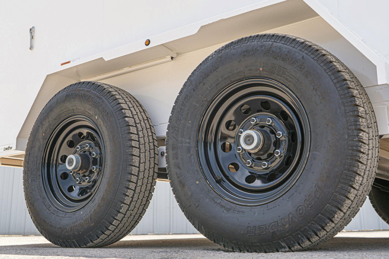 LoneStar 7.10'x16' 14k Steel Enclosed Cargo Trailer w/ Rear Barn Doors (C2) - Stock #89847 - Image 8 of 16