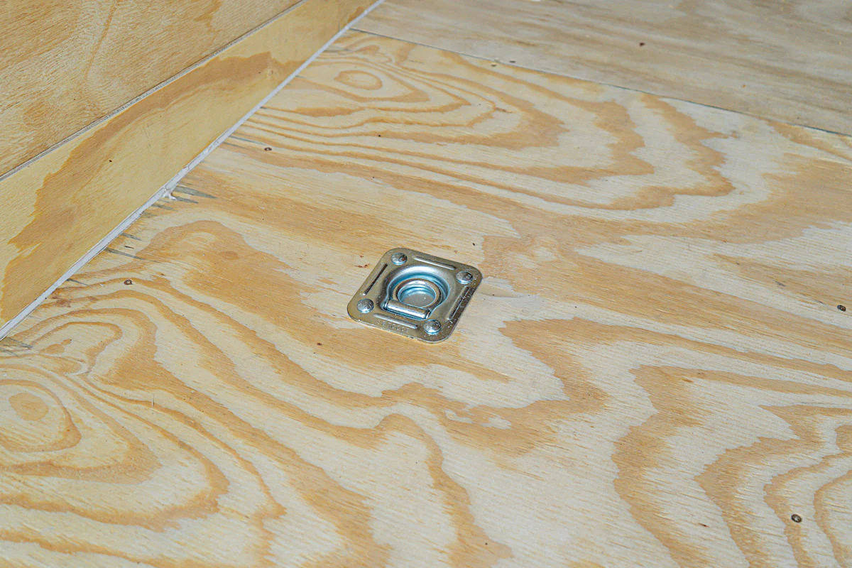 Spartan 8.5'x20' Enclosed Cargo Trailer w/ Rear Ramp Door (C2) - Stock #89906 - Image 18 of 19 Spartan 8.5'x20' Enclosed Cargo Trailer w/ Rear Ramp Door (C2) - Stock #89906 - Image 18 of 19