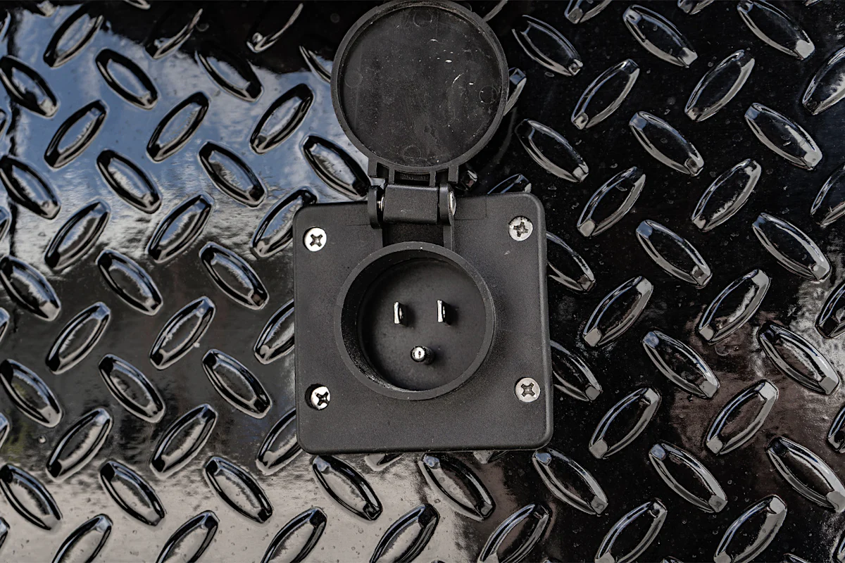 PJ Trailers 14'x83" Low Pro High Side Dump Trailer w/ 4' Sides (DM) - Stock #89913 - Image 13 of 33 PJ Trailers 14'x83" Low Pro High Side Dump Trailer w/ 4' Sides (DM) - Stock #89913 - Image 13 of 33