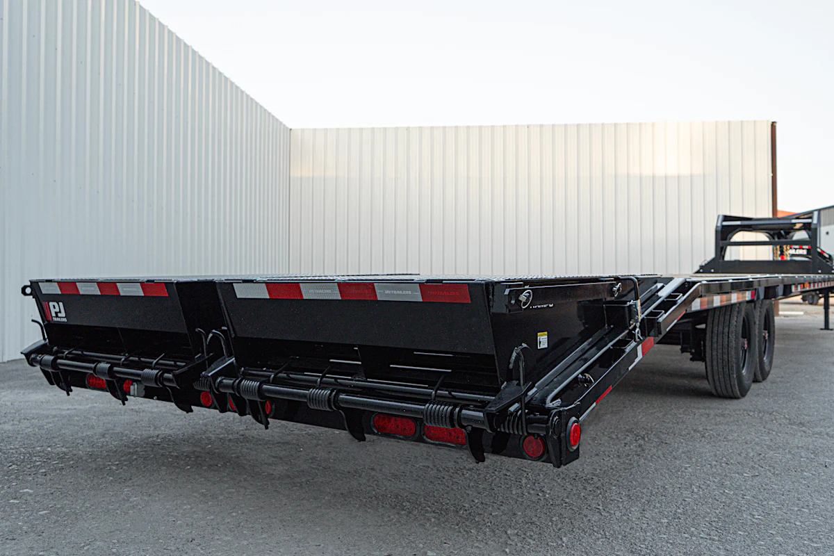 PJ Trailers 40'x102" 18k Gooseneck Flatbed Trailer w/ Singles (LX) - Stock #89930 - Image 25 of 27 PJ Trailers 40'x102" 18k Gooseneck Flatbed Trailer w/ Singles (LX) - Stock #89930 - Image 25 of 27