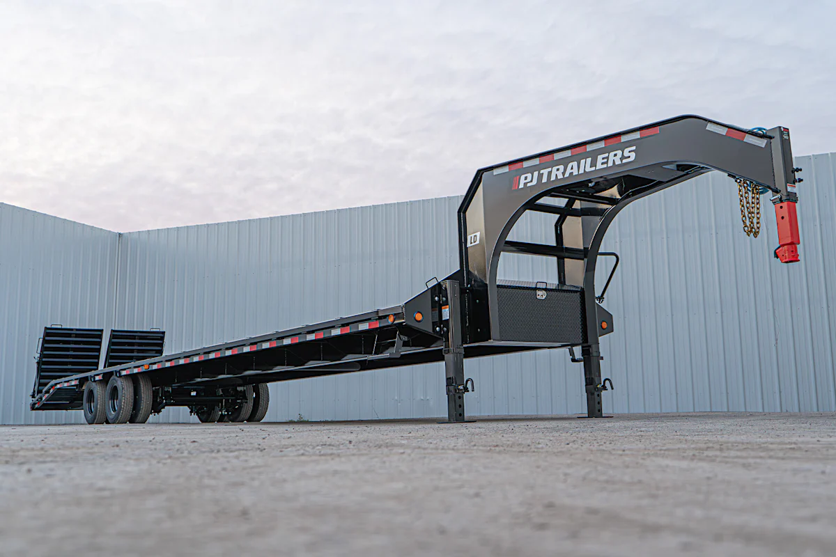 PJ Trailers 40'x102" Gooseneck Low Pro Flatbed Trailer w/ Duals (LD) - Stock #89960 - Image 3 of 20 PJ Trailers 40'x102" Gooseneck Low Pro Flatbed Trailer w/ Duals (LD) - Stock #89960 - Image 3 of 20
