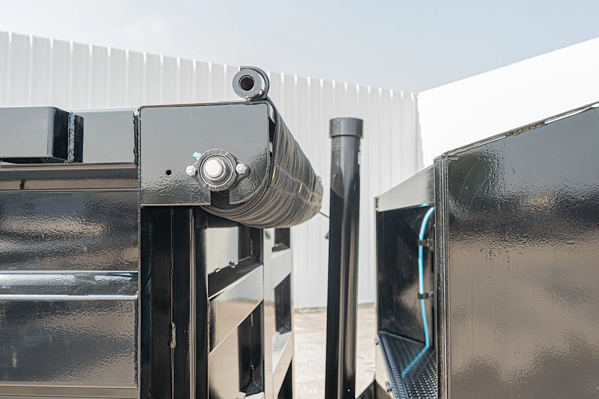 PJ Trailers 16'x83" Gooseneck Telescopic Dump Trailer w/ 4' Sides (DT) - Stock #90023 - Image 14 of 31 PJ Trailers 16'x83" Gooseneck Telescopic Dump Trailer w/ 4' Sides (DT) - Stock #90023 - Image 14 of 31