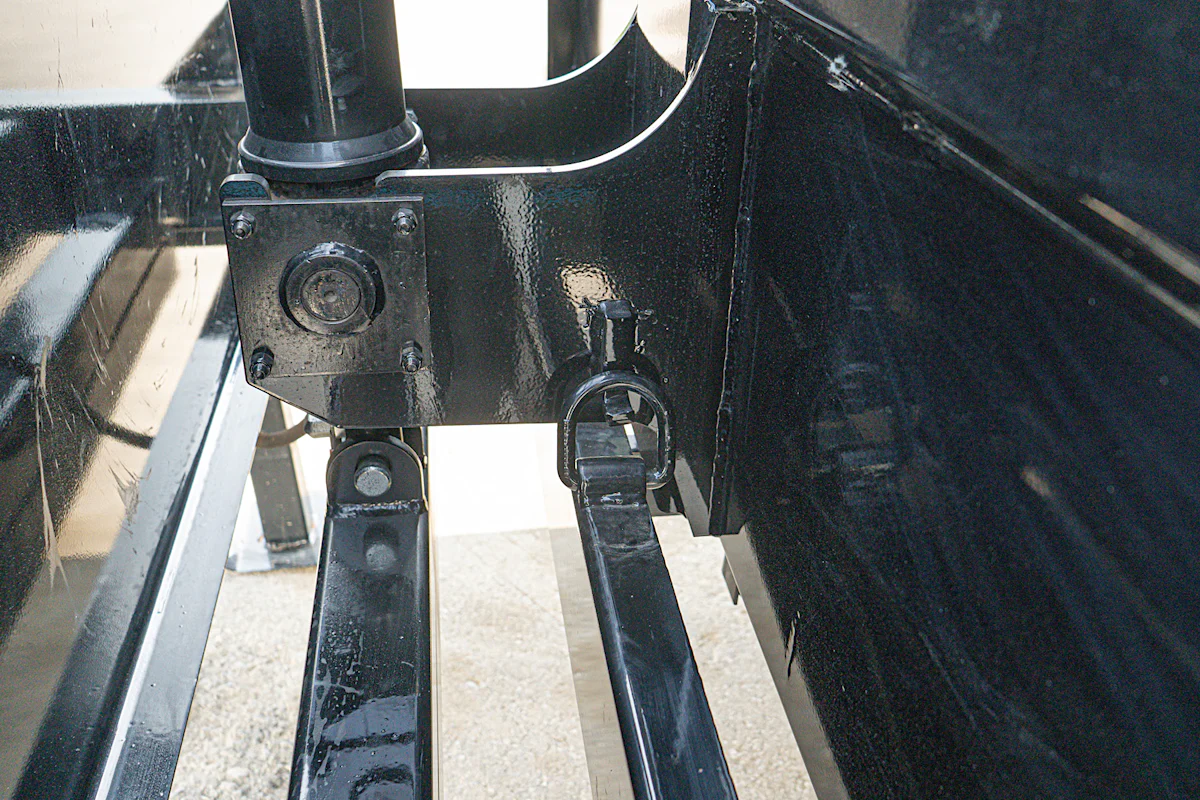 PJ Trailers 16'x83" Gooseneck Telescopic Dump Trailer w/ 4' Sides (DT) - Stock #90023 - Image 15 of 31 PJ Trailers 16'x83" Gooseneck Telescopic Dump Trailer w/ 4' Sides (DT) - Stock #90023 - Image 15 of 31