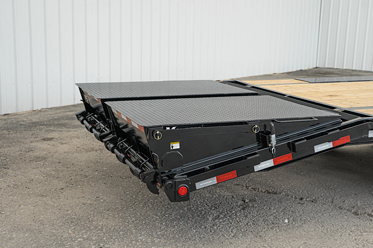 PJ Trailers 32'x102" Gooseneck Low Pro Flatbed Trailer w/ Singles (LS) - Stock #90025 - Image 11 of 16 PJ Trailers 32'x102" Gooseneck Low Pro Flatbed Trailer w/ Singles (LS) - Stock #90025 - Image 11 of 16