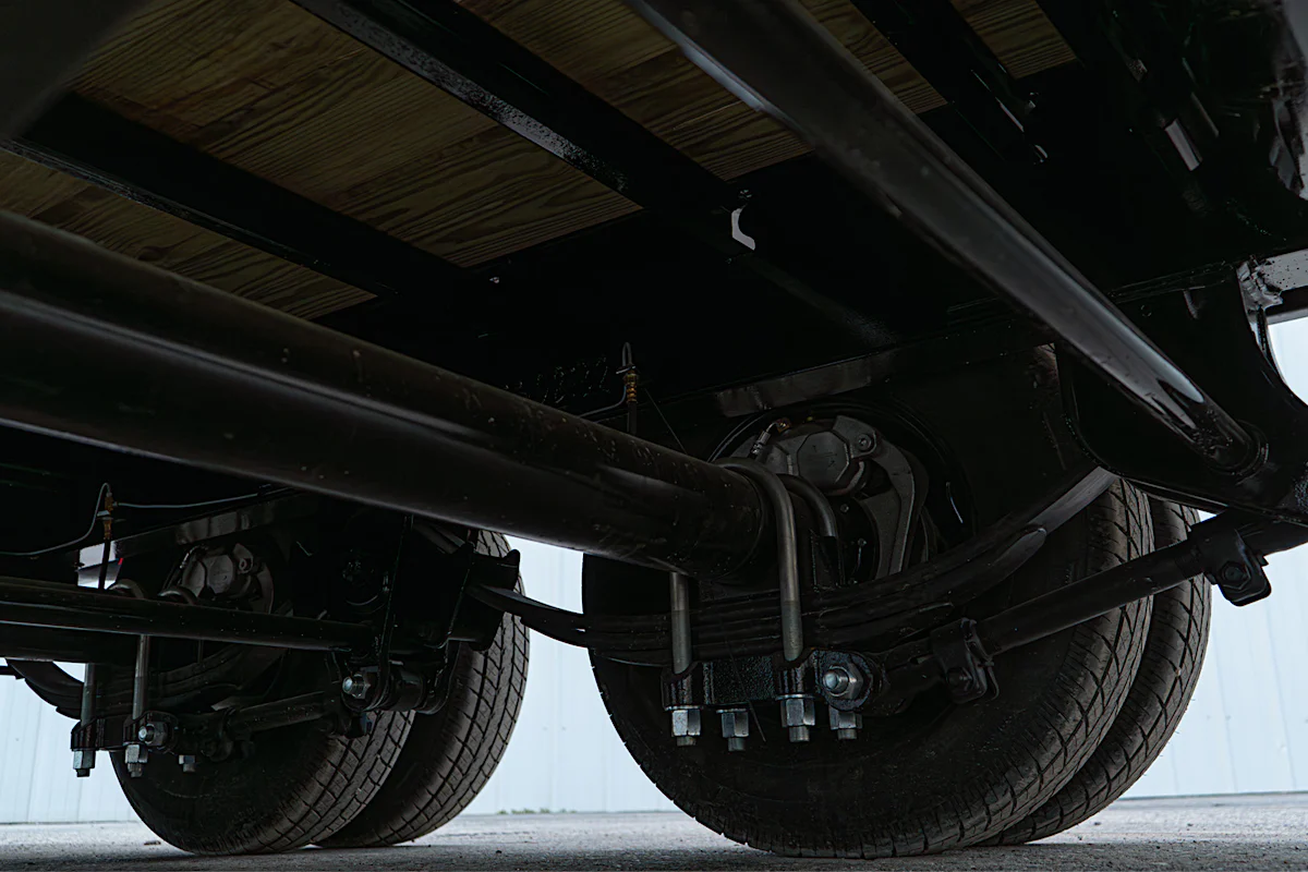 PJ Trailers 40'x102" Gooseneck Low Pro Flatbed Trailer w/ Duals (LD) - Stock #90040 - Image 15 of 20 PJ Trailers 40'x102" Gooseneck Low Pro Flatbed Trailer w/ Duals (LD) - Stock #90040 - Image 15 of 20