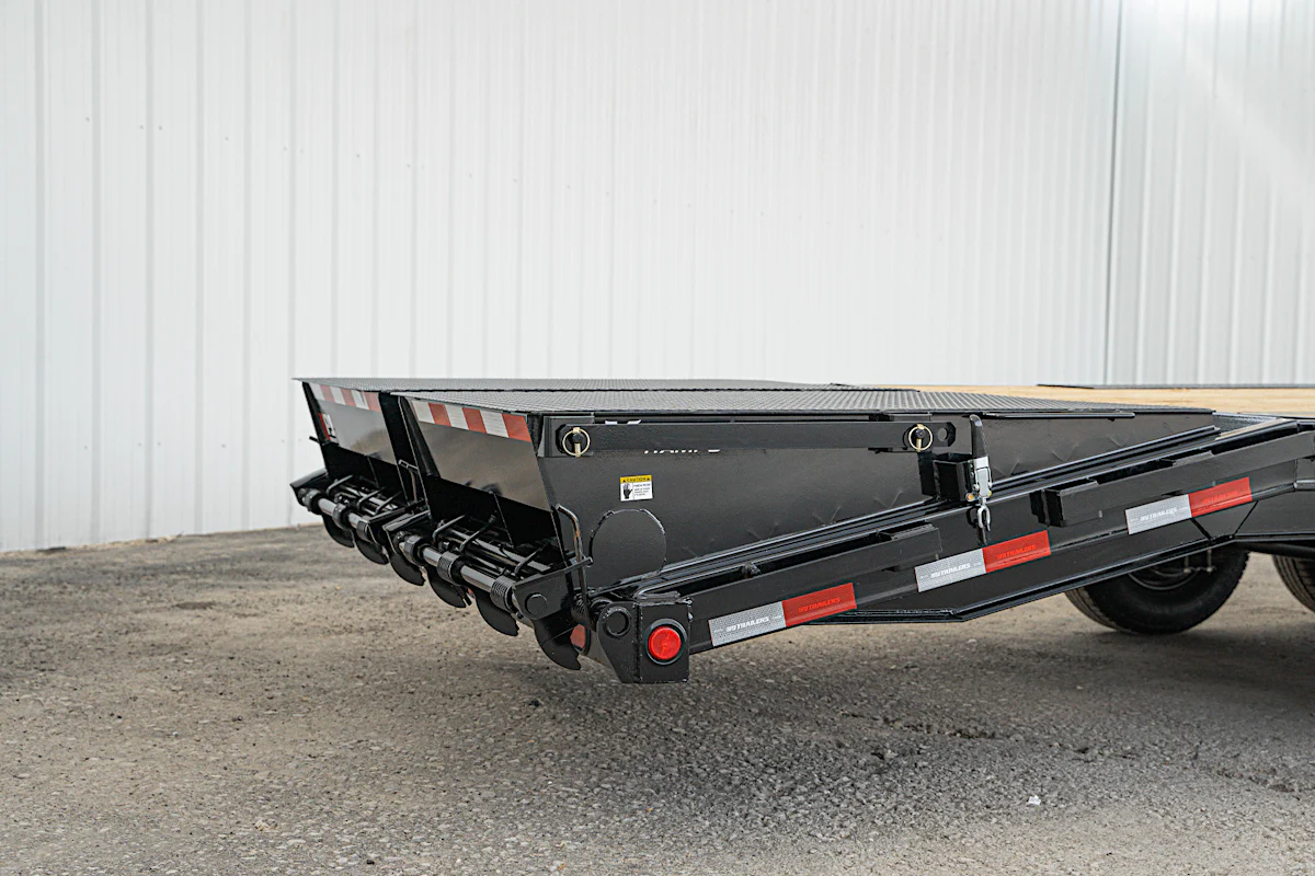 PJ Trailers 32'x102" Gooseneck Low Pro Flatbed Trailer w/ Singles (LS) - Stock #90042 - Image 13 of 16 PJ Trailers 32'x102" Gooseneck Low Pro Flatbed Trailer w/ Singles (LS) - Stock #90042 - Image 13 of 16