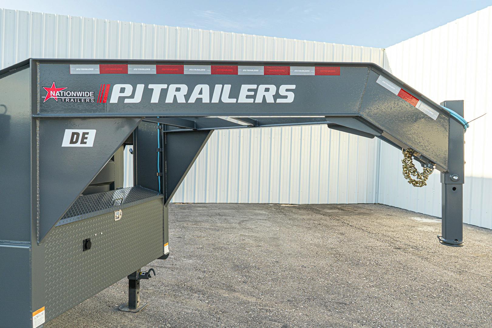 PJ Trailers 16'x83" Gooseneck HD Low Pro Dump Trailer w/ 3' Sides (DE) - Stock #90043 - Image 9 of 32