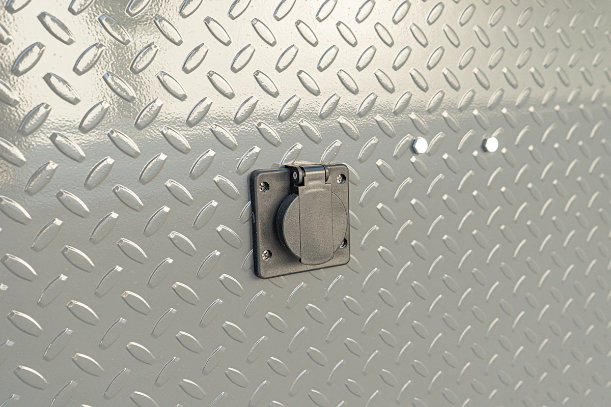 PJ Trailers 16'x83" Gooseneck HD Low Pro Dump Trailer w/ 3' Sides (DE) - Stock #90043 - Image 14 of 32 PJ Trailers 16'x83" Gooseneck HD Low Pro Dump Trailer w/ 3' Sides (DE) - Stock #90043 - Image 14 of 32