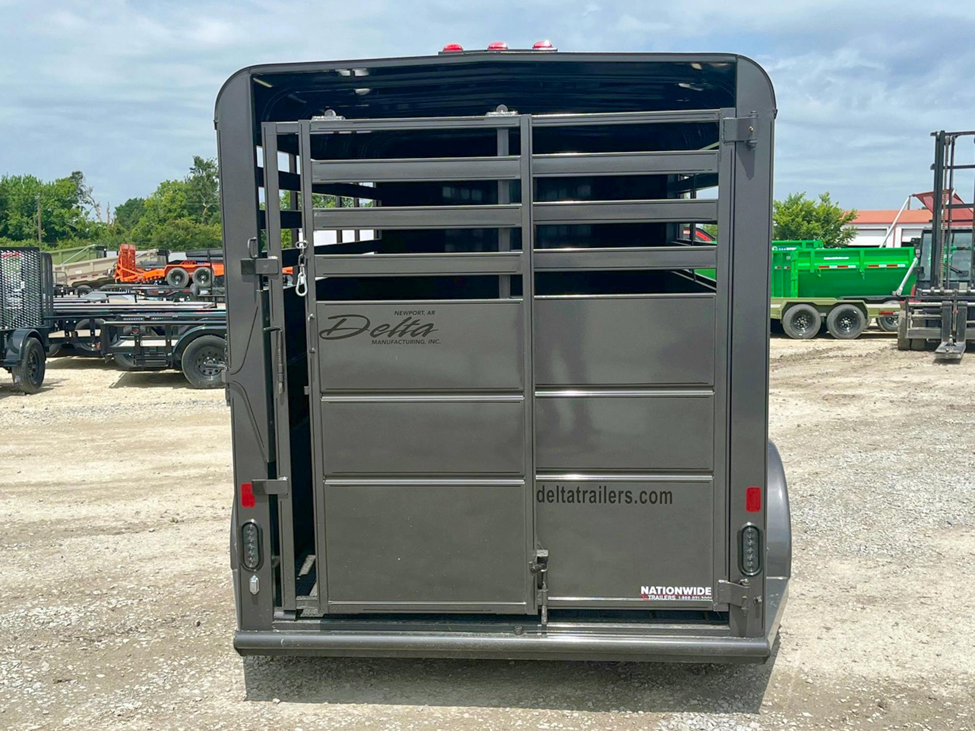 Delta 14' Livestock Trailer (500 ES)