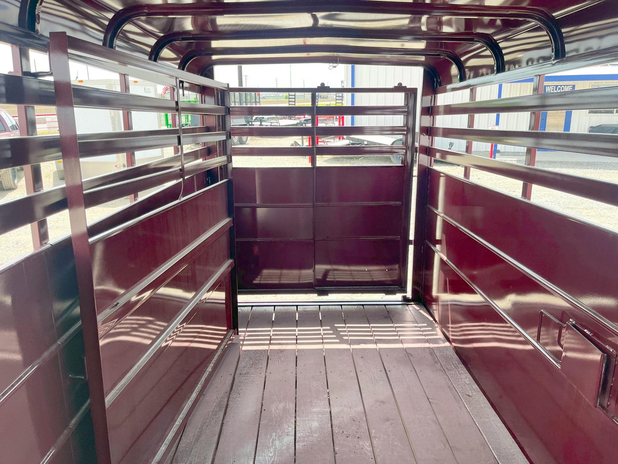 Delta 16' Livestock Trailer (500 ES)