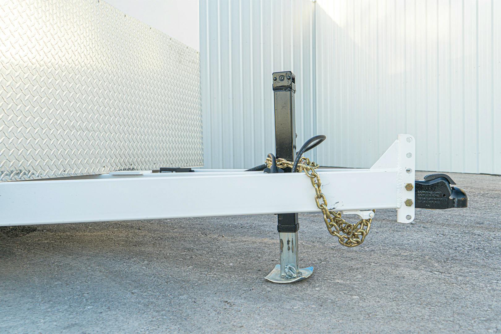 LoneStar 7.10'x24' 14k Steel Enclosed Cargo Trailer w/ Rear Ramp Door (C2) - Stock #90072 - Image 5 of 18