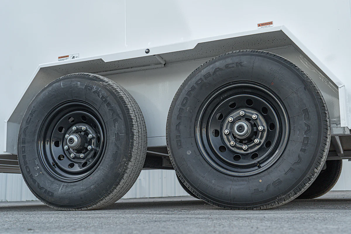 LoneStar 7.10'x24' 14k Steel Enclosed Cargo Trailer w/ Rear Ramp Door (C2) - Stock #90072 - Image 10 of 18 LoneStar 7.10'x24' 14k Steel Enclosed Cargo Trailer w/ Rear Ramp Door (C2) - Stock #90072 - Image 10 of 18